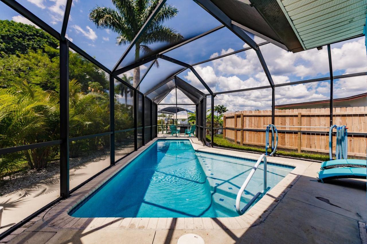 New! Dock Canal Family Home W/Pool & Gulf Access! North Fort Myers Zewnętrze zdjęcie