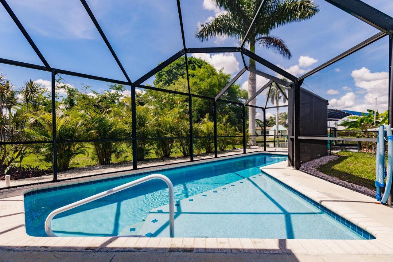 New! Dock Canal Family Home W/Pool & Gulf Access! North Fort Myers Zewnętrze zdjęcie