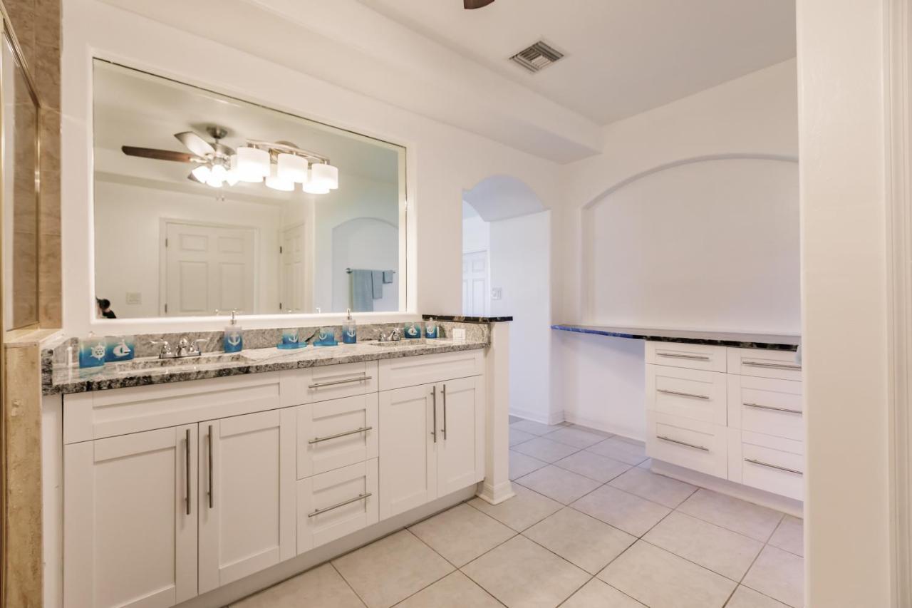 New! Dock Canal Family Home W/Pool & Gulf Access! North Fort Myers Zewnętrze zdjęcie